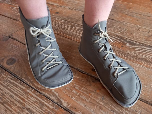 Winterschuh halbhoch 